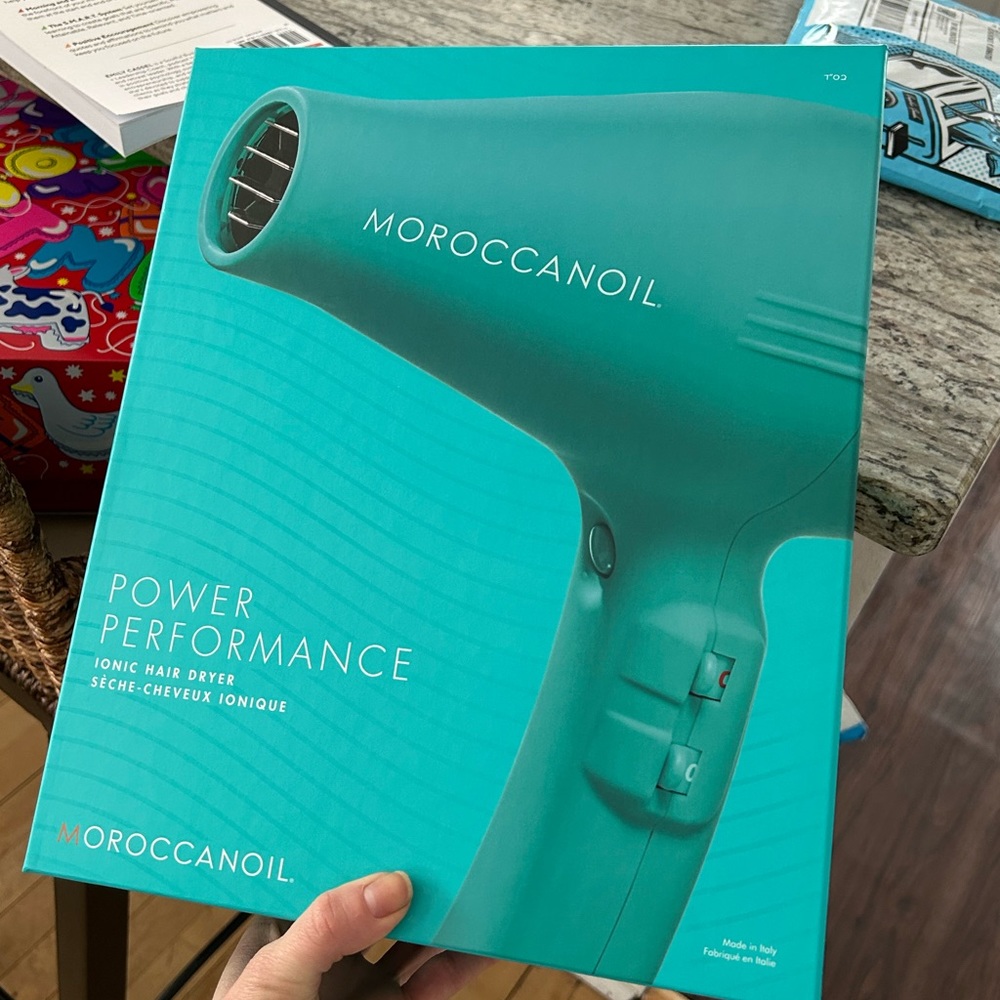 MAKE AN OFFER! Moroccanoil professional blow dryer  NWT in box moroccan oil